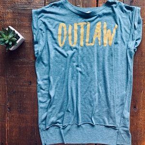 Outlaw Tee NWOT